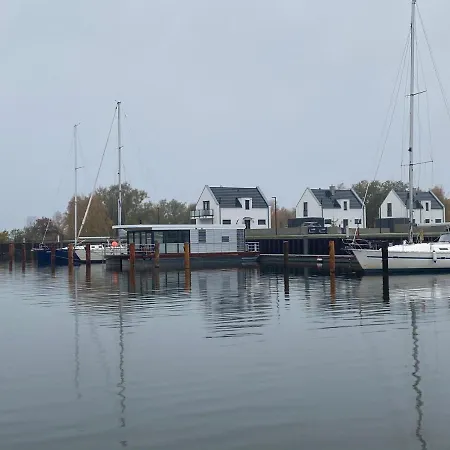 Hausboot Trinity * Peenemunde